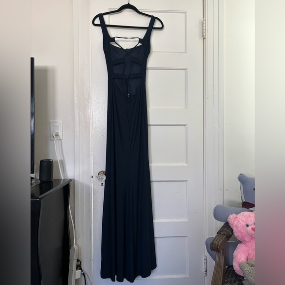 Navy Blue Gown with high slit seam - Picture 5 of 5